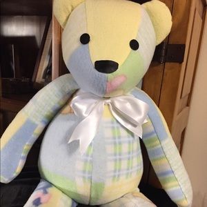 ❣️SOLD❣️Debs HuggieBear “Pooh”